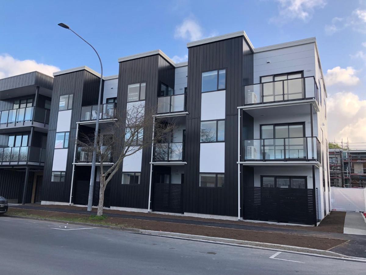 Central Stadium Apartments Hamilton Exterior photo